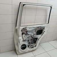 Дверь задняя правая на Toyota Land Cruiser 200 2008-2021