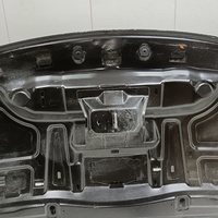 Капот на Ford Kuga 2012>