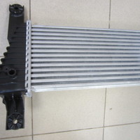 Радиатор интеркулера на Mazda BT-50 2006-2012 / Ford Ranger 2012>