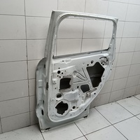 Дверь задняя правая на Ford Kuga 2 2012-2019