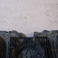 Решетка радиатора на Toyota Land Cruiser (150) / Prado 2009>