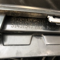 Решетка радиатора на Volvo XC40 2018>