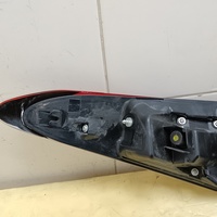 Фонарь задний наружный правый на Toyota Camry V70 2017>