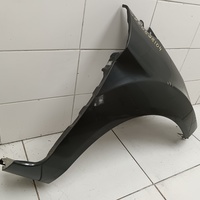 Крыло переднее правое на Ford Fiesta Mk6 2012-2019 / Ford Fiesta Mk6 2008-2012