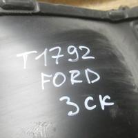 Обшивка двери на Ford Mondeo 4 2007-2015