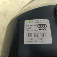 Фара противотуманная левая на Audi A4 B7 2005-2007